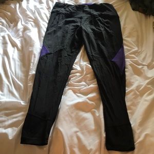 Victoria’s Secret leggings